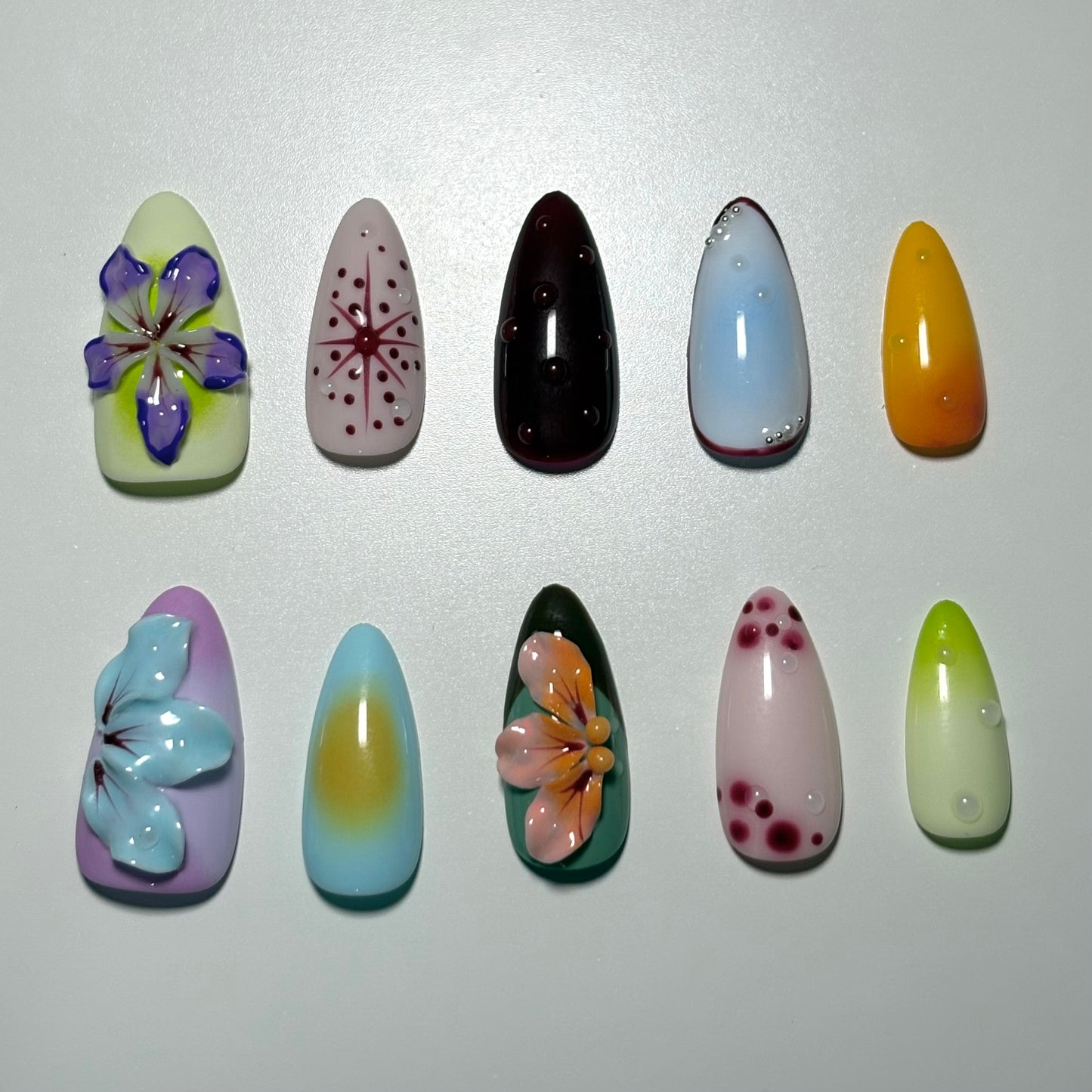 Euphoria Short Almond