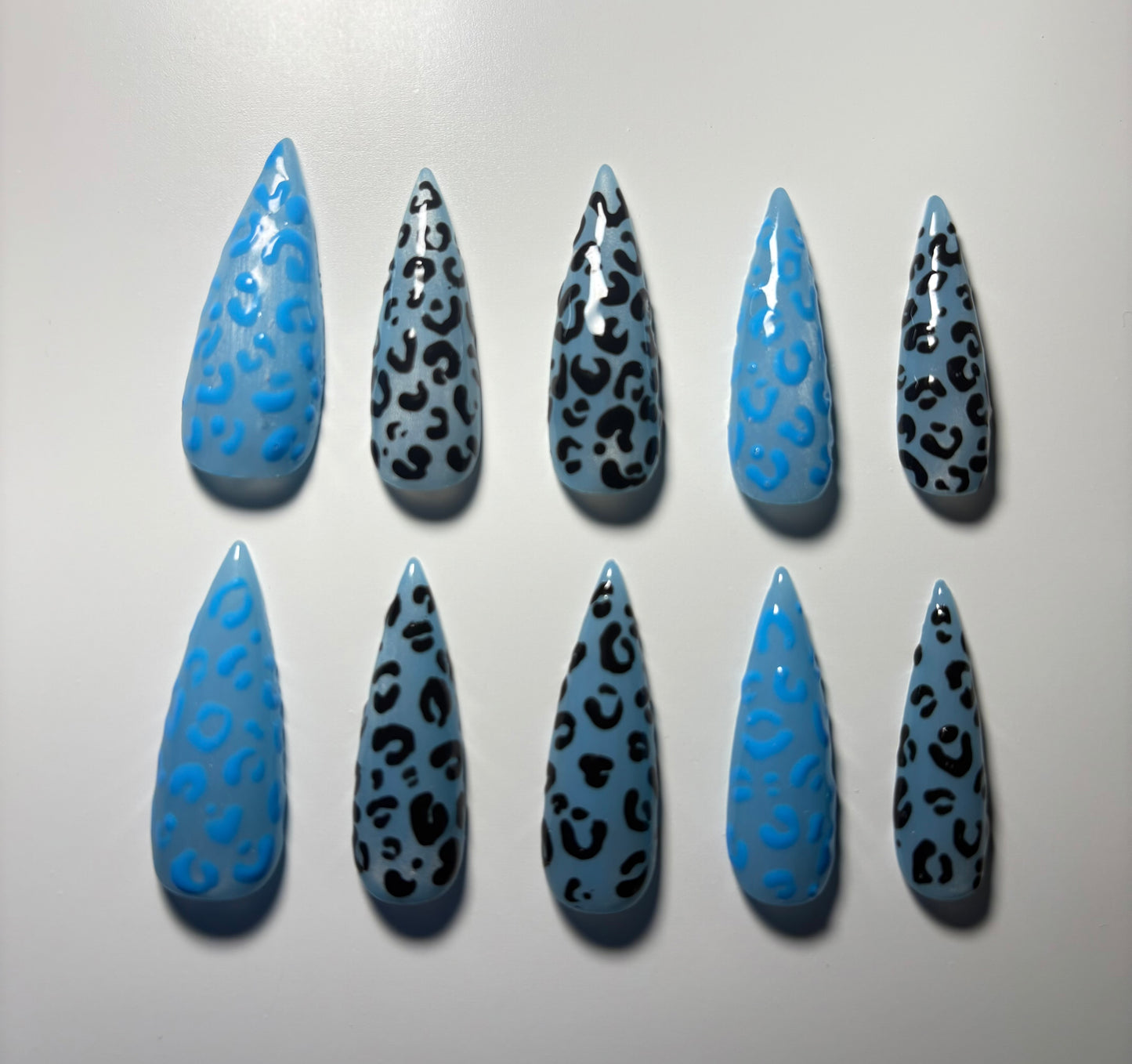 Blue and Black Leopard Cateye